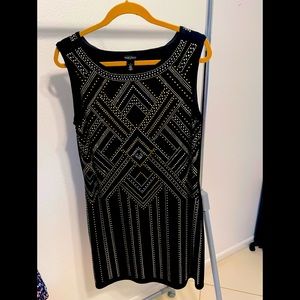 Sleeveless black dress Large